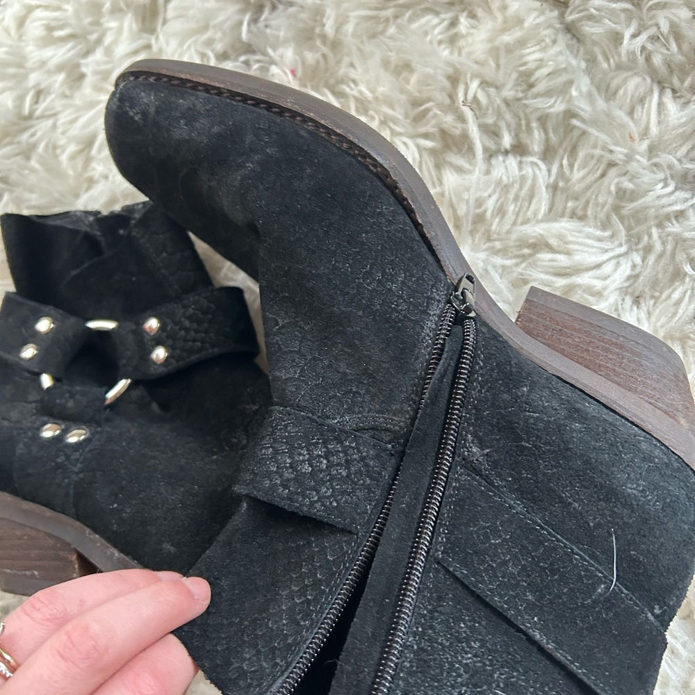 ☀️3/$25 Free People Jeffrey Campbell Fairfax Western Boot black snake print 8 - Picture 7 of 8